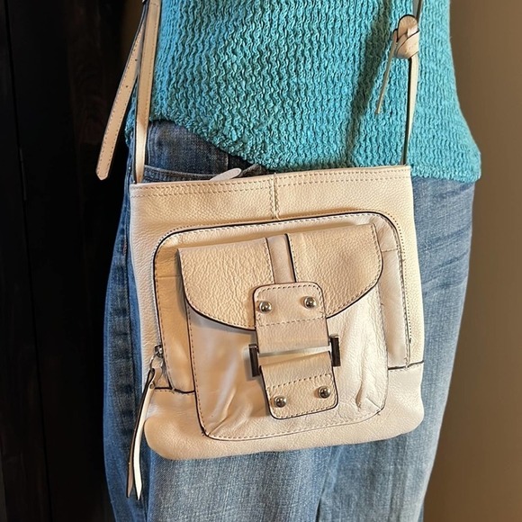 Franco Sarto white leather crossbody zip closure and pockets adjustable strap - Picture 1 of 16